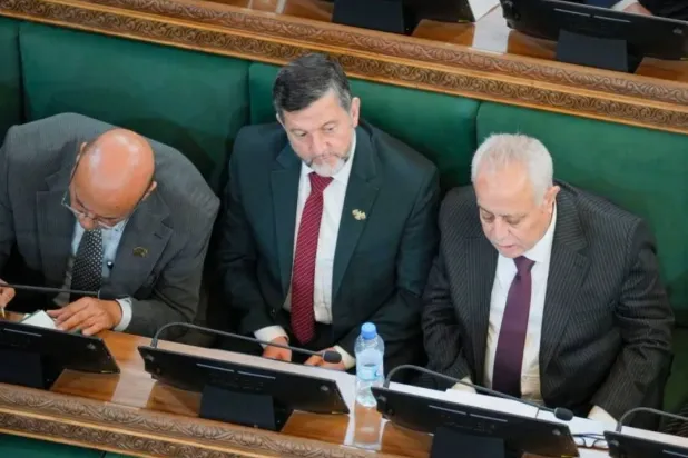 Suriye Halk Meclisi Başkanı Dr. Abdulhamid el-Avak, meclis üyeleriyle birlikte cumhurbaşkanlığı seçimlerine katılıyor (SANA)