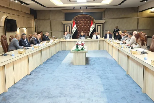 اللجنة المالية النيابية مجتمعة مع ديوان الرقابة المالية الاتحادي لبحث جهود مكافحة الفساد الإداري والمالي الأحد (واع)