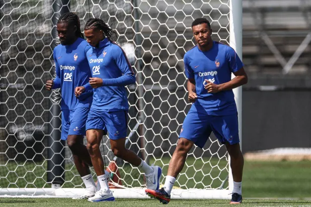 يفصل فرنسا تحقيق فوز واحد فقط عن تمديد واحدة من أروع حقب الهيمنة على كأس العالم (أ.ف.ب)