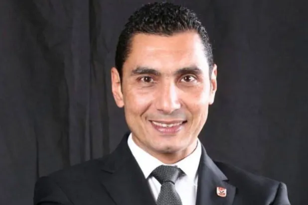 جوهر نبيل وزير الشباب والرياضة المصري (الاتحاد المصري لكرة القدم)
