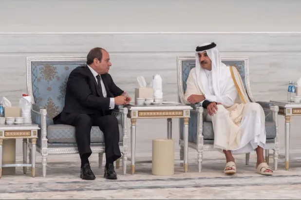 الرئيس المصري يزور قطر الثلاثاء ويلتقي الشيخ تميم (الرئاسة المصرية)
