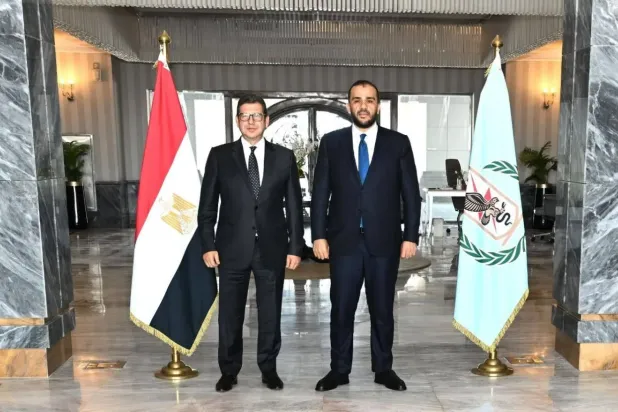 Mısır Genel İstihbarat Servisi Başkanı Hasan Reşad, Kahire’de Libya Ulusal Birlik Hükümeti (UBH) Savunma Bakan Vekili Abdusselam ez-Zubi’yi kabul etti. (UBH)