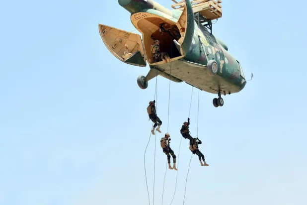 The training featured conventional and unconventional live-fire drills, vertical assault exercises using an aircraft simulator and training on handling improvised explosive devices. (Egyptian military spokesman on Facebook)