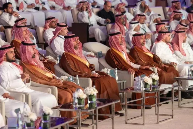 عدد من المسؤولين في ملتقى الوساطة العقارية (واس)