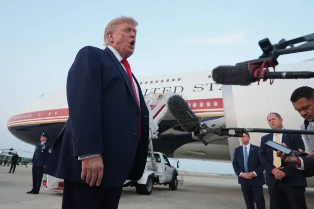 Başkan Donald Trump, Dünya Kupası finalini izledikten sonra gazetecilere açıklama yaptı (AP)