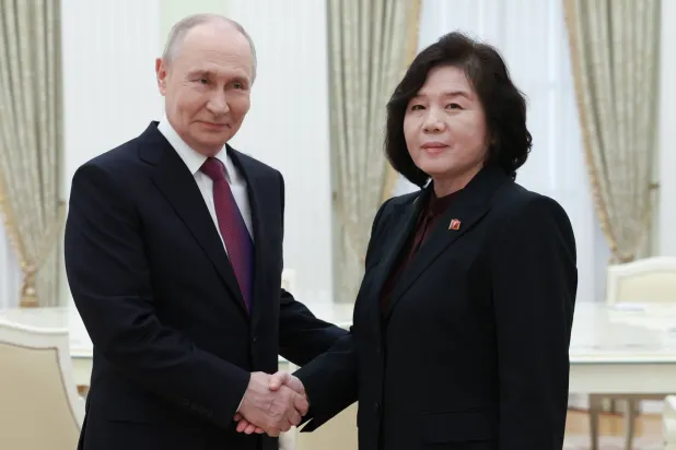 Russian President Putin Meets with North Korean FM in Latest High-Level Diplomacy