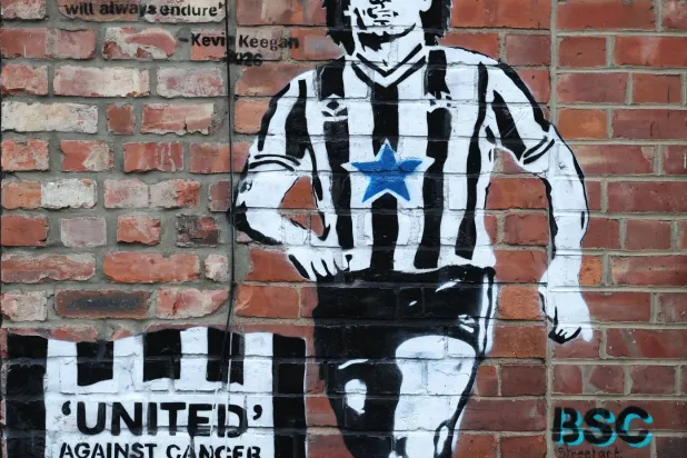 Soccer Football - Premier League - Newcastle United v Brentford - St James' Park, Newcastle, Britain - February 7, 2026  A mural of former Newcastle United player and manager Kevin Keegan is seen outside the stadium before the match REUTERS/Scott Heppell 