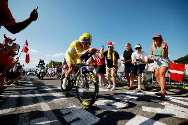 خضوع جميع الدرّاجين لاختبارات المنشطات بحسب الوكالة الدولية (رويترز)
