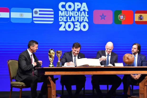 نهائي كأس العالم 2030 سيحظى بتنافس كبير بين المغرب وإسبانيا (رويترز)
