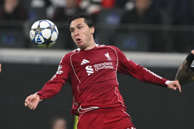 FILED - 22 October 2025, Hesse, Frankfurt/Main: FILE PHOTO - Liverpool's Federico Chiesa in action during the UEFA Champions League soccer match between Eintracht Frankfurt and Liverpool FC at Deutsche Bank Park. Photo: Arne Dedert/dpa