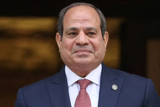 Egypt’s President Abdel Fattah al-Sisi poses next to Greek Prime Minister Kyriakos Mitsotakis (not pictured) in Athens, Greece, May 7, 2025. (Reuters) 