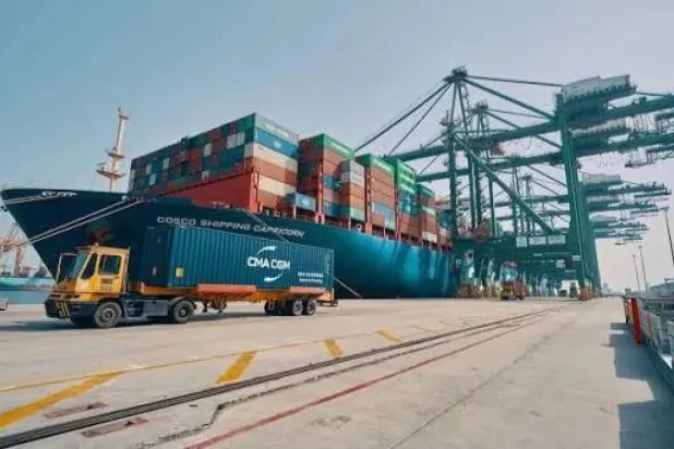 Saudi Trade Surplus Soars 329% as Exports Drive Gains