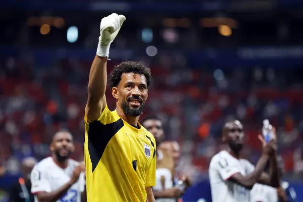 Vozinha's Colo Colo Move Delayed by 'Personal Matters', Says Club