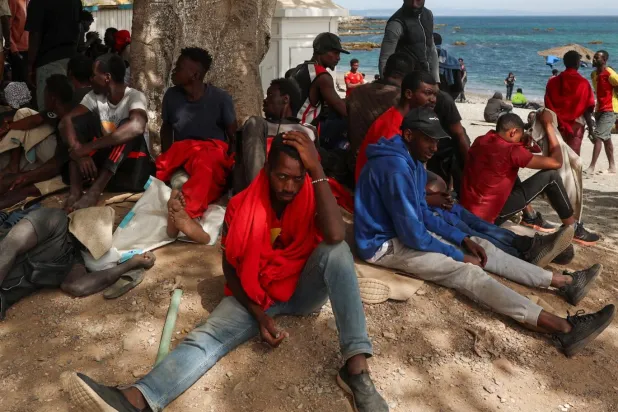 Avrupa'daki radikal sağcılar, Sebte'deki krizin ardından göçmenlere kapıların kapatılması için çağrıları artırdı (Reuters)