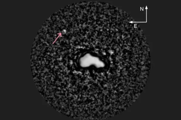 Asteroit Nysa ve minik uydusu (Arizona Üniversitesi)
