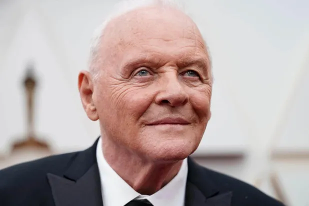 Anthony Hopkins, yeni albümündeki müzikleri çocukluğundan ve ailesinden ilham alarak onlarca yılda besteledi (AP)