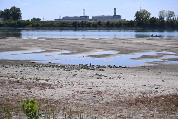 Hungary PM Announces Closure of Nuclear Plant Due to Heatwave