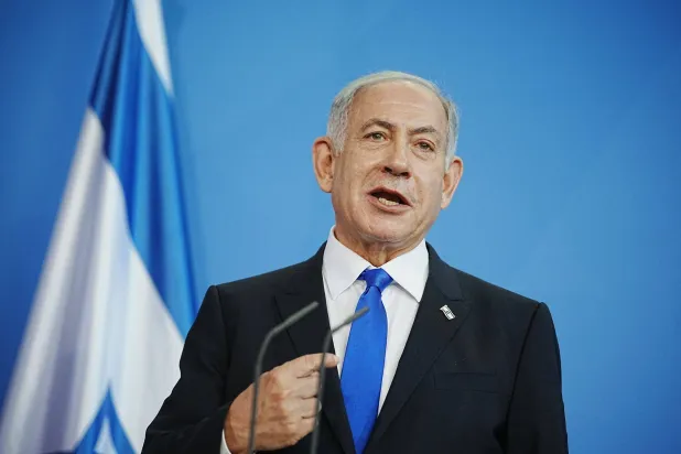 رئيس الوزراء الإسرائيلي بنيامين نتنياهو يتحدث خلال مؤتمر صحافي في برلين... 16 مارس 2023 (د.ب.أ)