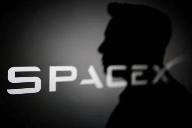Options Market Braces for $225 Billion Swing in SpaceX's Value as Earnings Loom