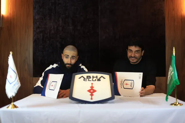 نادي أبها يتعاقد مع صانع الألعاب الفرنسي نبيل فقير (نادي أبها)