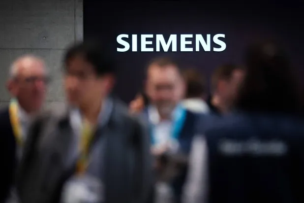 Siemens Raises Outlook as AI Orders Flow In