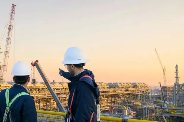 Engineers monitor operations at a Saudi Aramco facility. (Aramco)