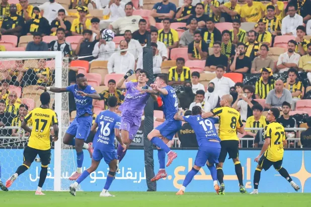 سجل كلاسيكو الهلال والاتحاد أعلى معدل للعب الفعلي بين جميع مباريات القمة (تصوير: عدنان مهدلي) 