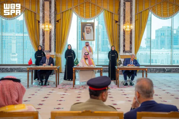Saudi Arabia, Türkiye, Pakistan sign defense pact in Mecca