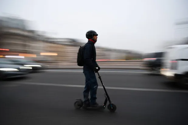 Paris Mandates Helmets, Reflective Gear for E-Scooter Riders