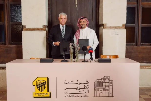  شركة «تطوير البلد» توقّع اتفاقية رعاية بلاتينية مع نادي الاتحاد (نادي الاتحاد)