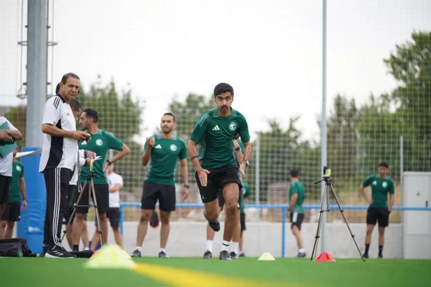 الحكم السعودي يريد إثبات جدارته في دوري يقود اهم مبارياته الحكام الأجانب (الاتحاد السعودي)