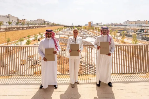 «شركة المسار الرياضي للتطوير» توقّع عقود ترسية صندوق استثماري عقاري (شركة المسار الرياضي)
