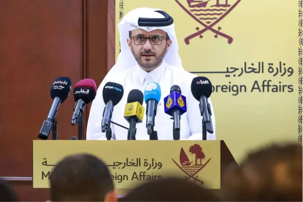 ماجد الأنصاري المتحدث باسم وزارة الخارجية القطرية خلال إحاطة صحافية سابقة (قنا)