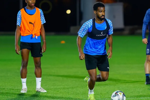 أبها يعيد بناء صفوفه بصفقات جديدة ورحيل مجموعة كبيرة من اللاعبين (نادي أبها)
