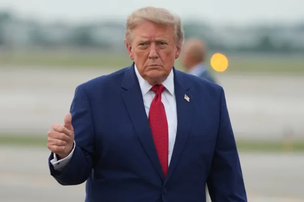 Trump favors 'low-key' economic pressure on Iran