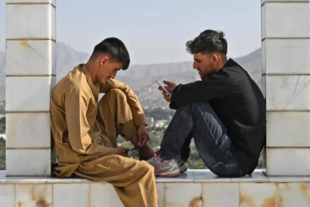 The Taliban authorities have taken steps to control Afghans' access to technology. Wakil KOHSAR / AFP
