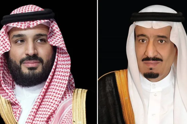 خادم الحرمين الشريفين الملك سلمان بن عبد العزيز والأمير محمد بن سلمان ولي العهد رئيس مجلس الوزراء السعودي (الشرق الأوسط)