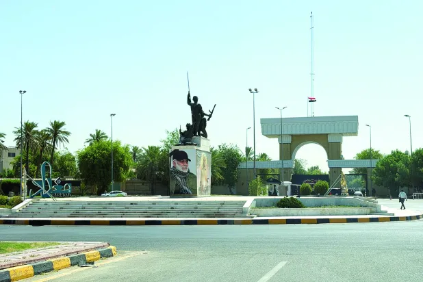 جانب من المنطقة الخضراء المحصّنة في بغداد (رويترز)