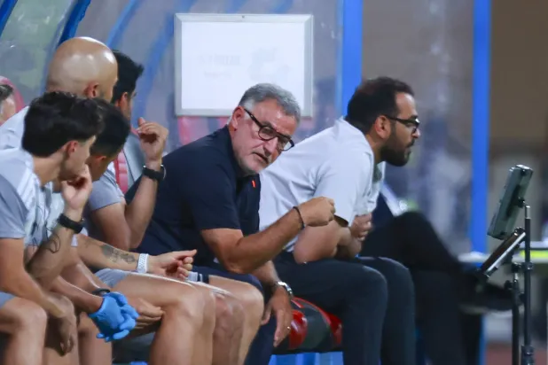 غالتييه خلال المواجهة (تصوير: سعد الدوسري)