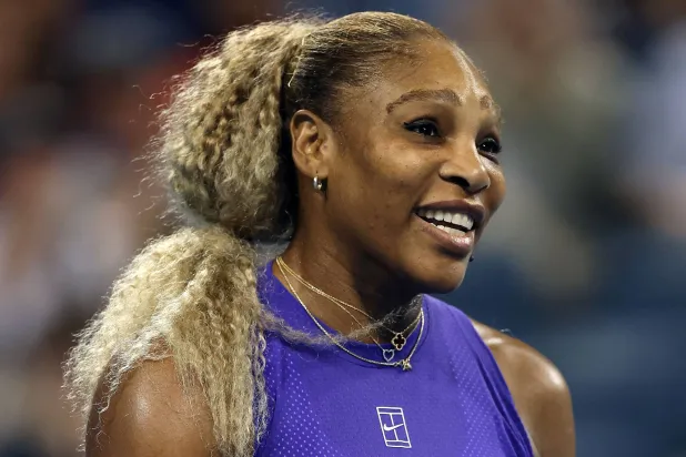 Serena Williams of the United States plays Marta Kostyuk of Czechia and Peyton Stearns of the United States with Venus Williams of the United States during day seven of the Cincinnati Open at the Lindner Family Tennis Center on August 17, 2026 in Mason, Ohio. (Getty Images/AFP)