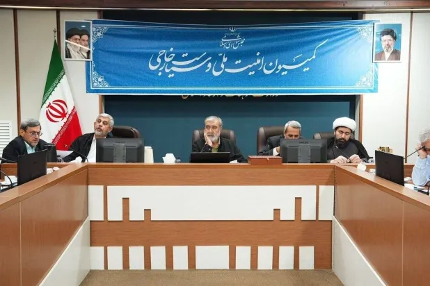 صورة نشرها موقع البرلمان الإيراني من اجتماع لجنة السياسة الخارجية والأمن القومي الأحد