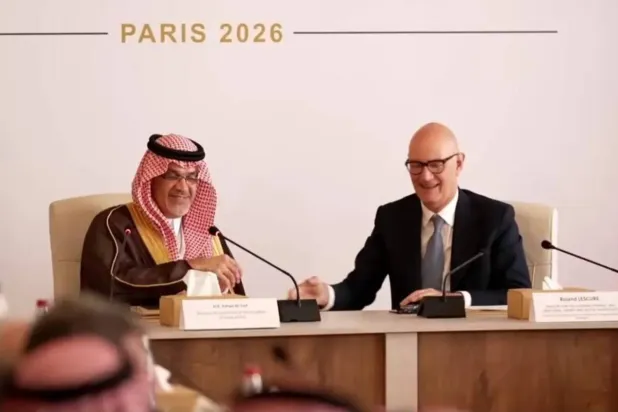 Saudi Minister of Investment Fahad Al-Saif and France’s Minister of Economy, Finance and Industrial, Energy and Digital Sovereignty, Roland Lescure. Asharq Al-Awsat