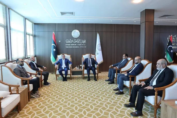 الدبيبة رئيس حكومة «الوحدة» خلال زيارته إلى «الأعلى للدولة» الأسبوع الماضي (المجلس)