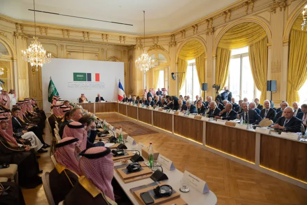 اجتماع الطاولة المستديرة الفرنسي السعودي للاستثمار الذي انعقد في باريس بالتزامن مع الزيارة الرسمية لولي العهد (إكس)