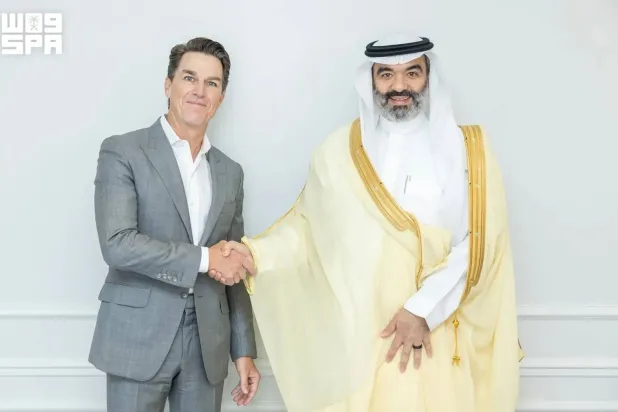 Saudi Minister of Communications and Information Technology Abdullah Alswaha meets with Electronic Arts Chairman and CEO Andrew Wilson in Paris. (SPA)