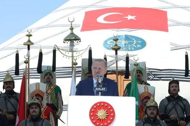 الرئيس التركي رجب طيب إردوغان تعهد بإفشال مخططات قال إنها تستهدف الأخوة بين الأتراك والأكراد والعرب وتهدد استقرار المنطقة (الرئاسة التركية)