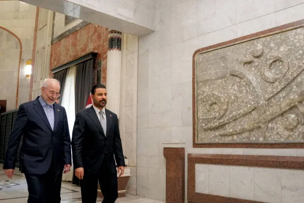  رئيس الوزراء العراقي علي الزيدي مع رئيس البرلمان الإيراني محمد باقر قاليباف في بغداد يوم 19 أغسطس الحالي (إعلام حكومي)