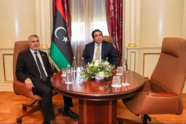 Trablus’ta Menfi ile Tekala arasında daha önce yapılan bir toplantı (Libya Başkanlık Konseyi)