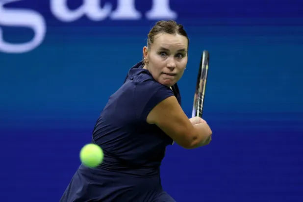 Sofia Kenin of the United States returns a shot against Venus Williams of the United States during her Women's Singles First Round match on Day One of the 2026 US Open at USTA Billie Jean King National Tennis Center on August 30, 2026 in the Flushing neighborhood of the Queens borough of New York City. (Getty Images/AFP) 