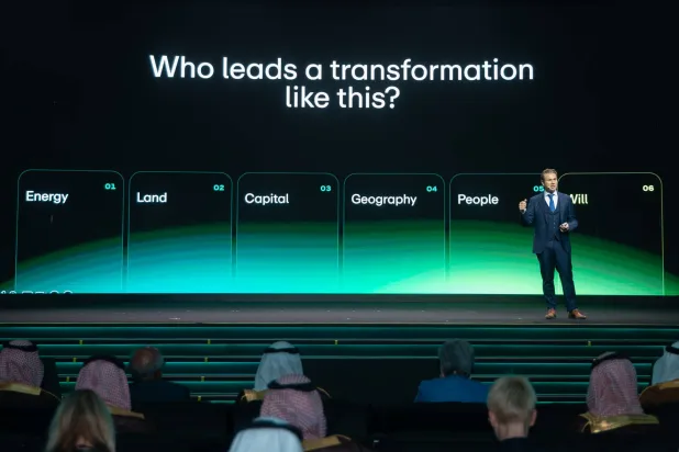 الرئيس التنفيذي لـ«هيوماين» طارق أمين خلال كلمته في «ليب 2026» (الشرق الأوسط)